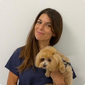 Dott.ssa Maria Cristina Carnazzo Dott.ssa Maria Cristina Carnazzo Medico Veterinario della Clinica Veterinaria Città di Catania